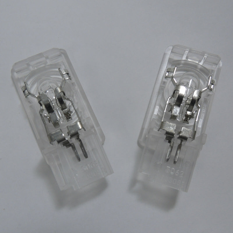 New OEM GM Courtesy Lamp Housing Pair w/W5W Bulb 13503058-1