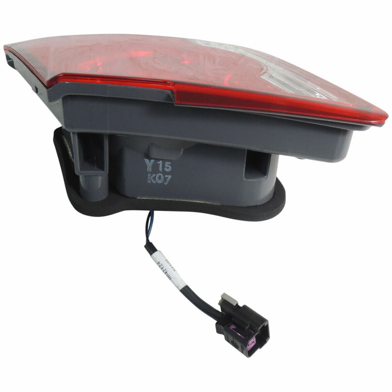New OEM GM 2011-15 Chevy Cruze Tail Lamp RH Trunk Mounted Combination 95389372-2