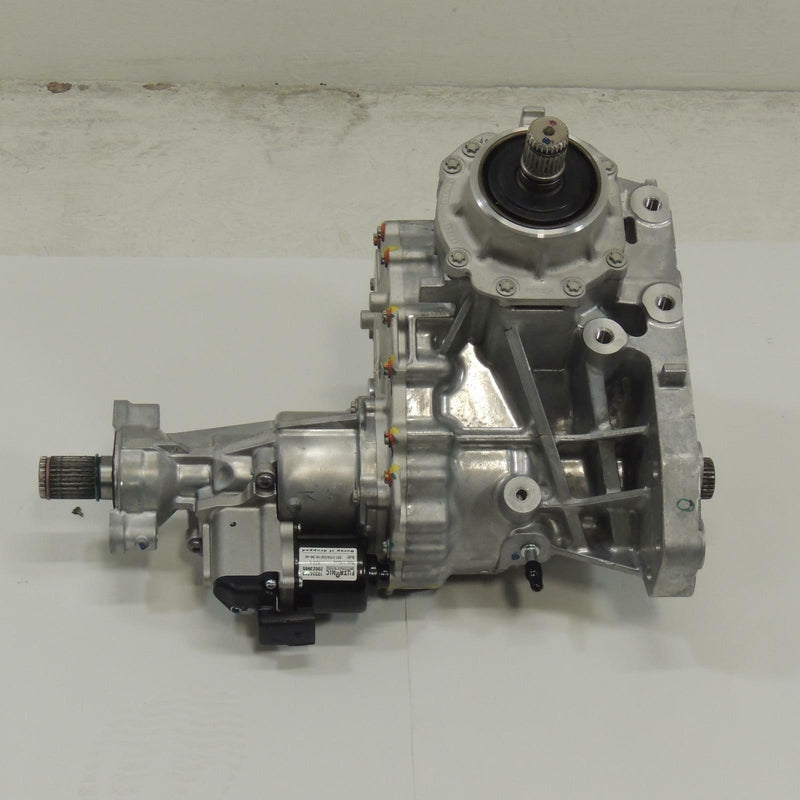 OEM GM Transfer Case Assembly 2018-24 Buick Enclave Chevy Traverse 84331394-1