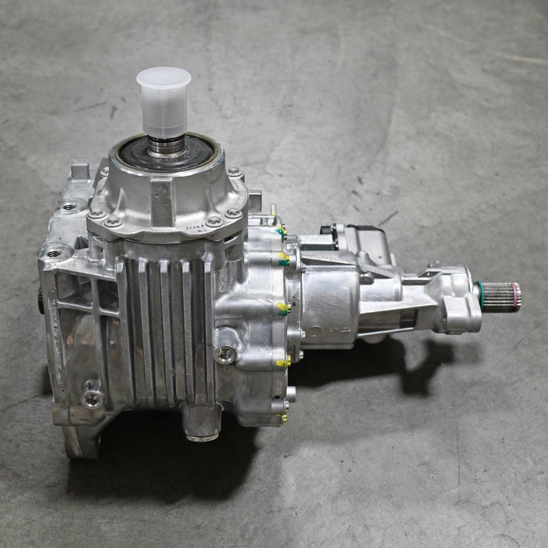 New OEM GM Transfer Case Assembly 2018-24 Chevy Traverse Buick Enclave 84331394-3