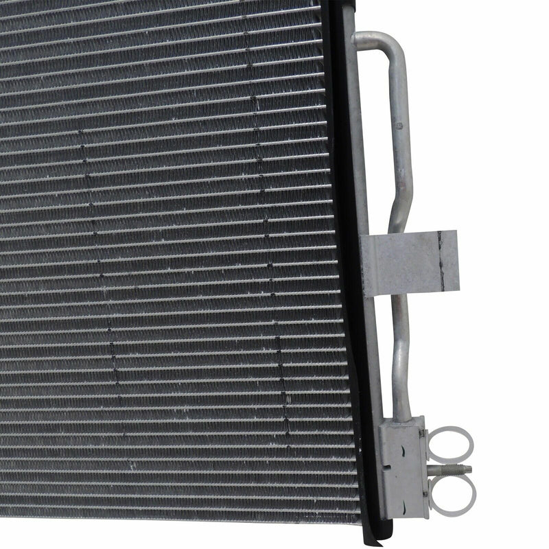 New OEM GM AC Condenser Assembly 2018 Buick Enclave 84212781-3
