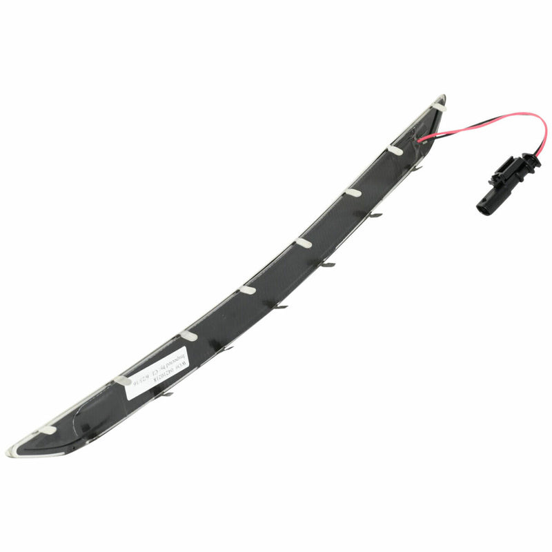 Cover/Sill Plate w/Cadillac Crest RH Lighted 2016-18 Cadillac CT6 84055848-2