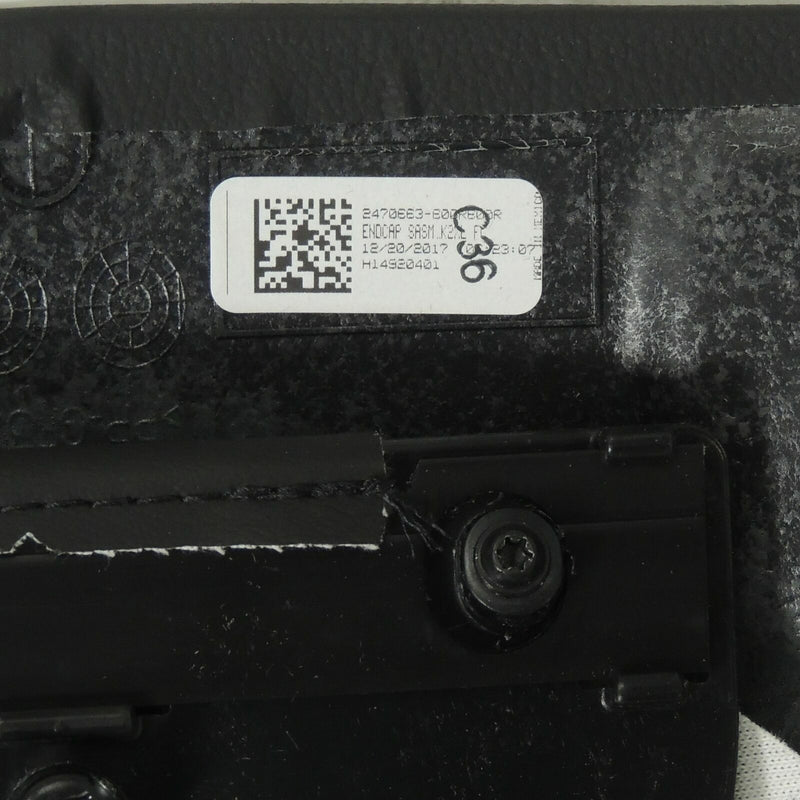 Console Rear Panel Black w/12V Receptacle 2015-20 Escalade w/o Rear DVD 84105146-5
