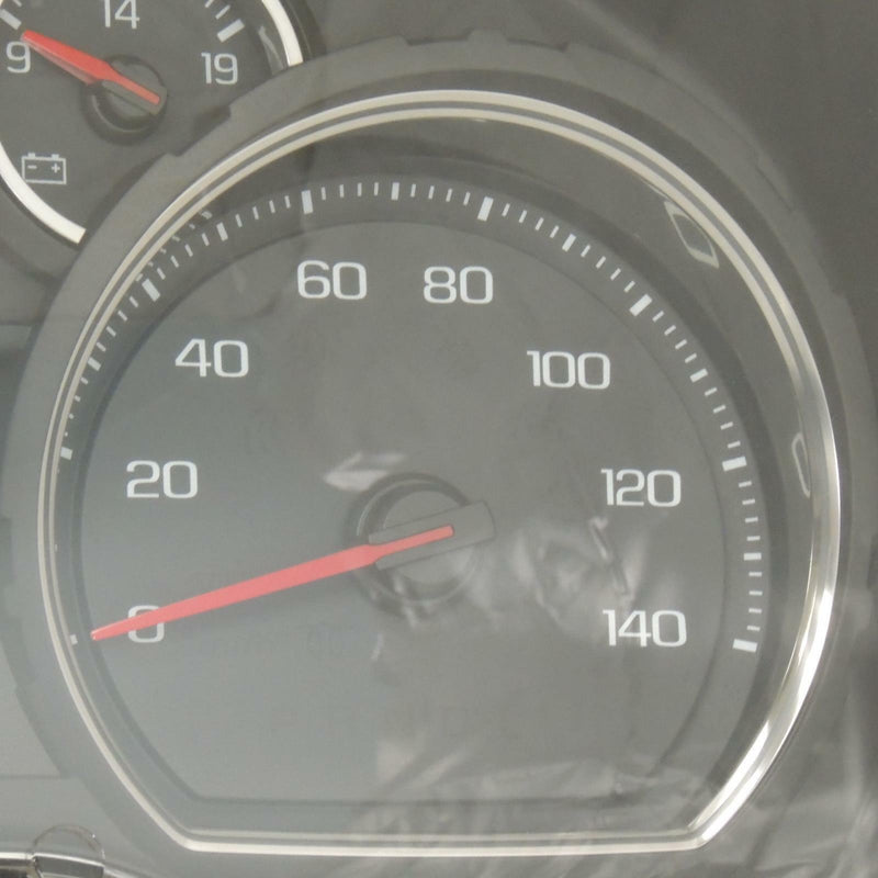 Instrument Cluster Speedometer MPH 4.2 Display UDD 2019 Silverado 1500 84608335-4