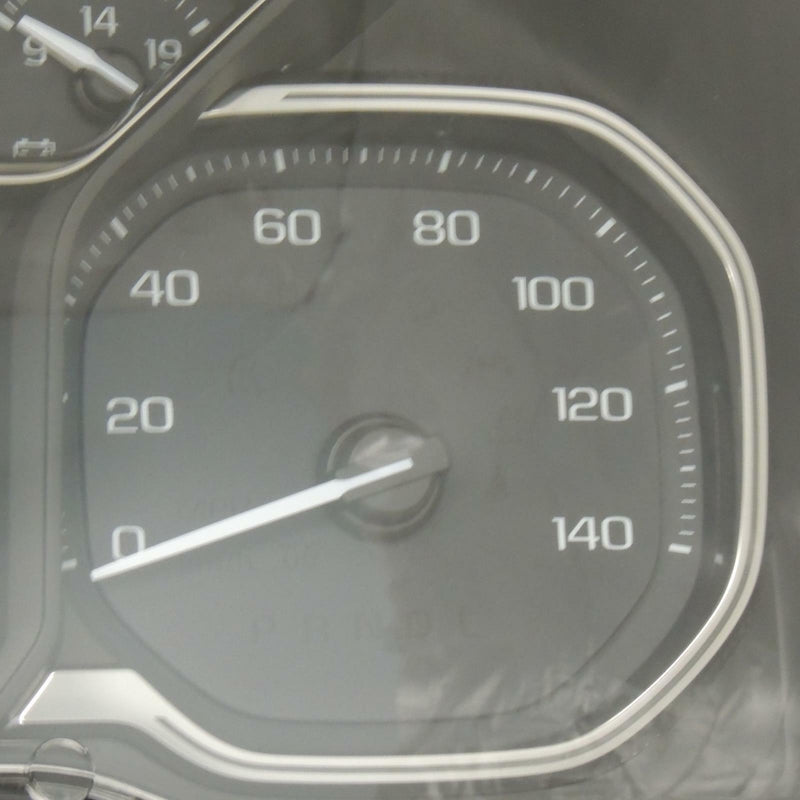 Instrument Cluster Speedometer MPH 4.2 Inch Display UDD 2019 GMC Sierra 84608343-4