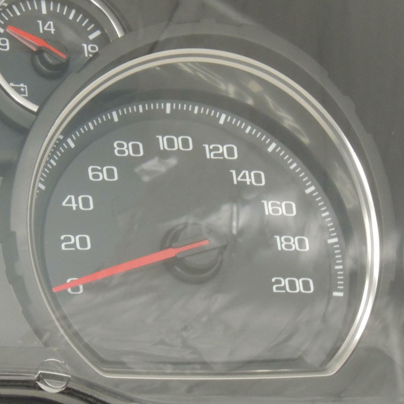 Instrument Cluster Speedometer KPH 4.2 Display 19 Chevy Silverado 1500 84608338-4
