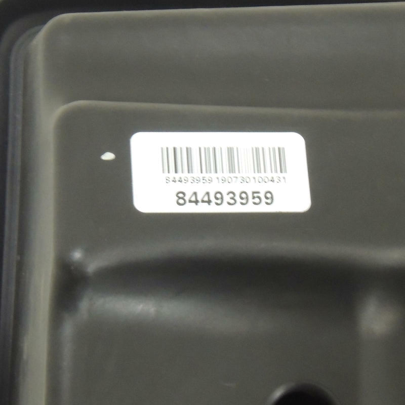 New OEM GM Air Cleaner Outlet Duct 2019-24 Silverado Sierra 1500 6.2L 84493959-7