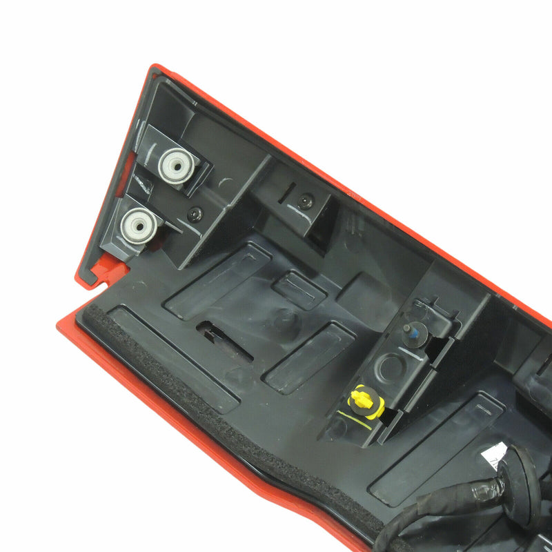 Spoiler High Mount Stop Lamp Without Camera Red G7C 19-20 Silverado Sierra 1500-9