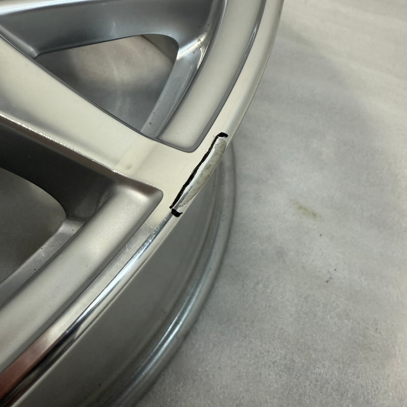 Silver Painted 5 Trident Spoke C8 Front Wheel Q8S 19x8.5 20-23 Corvette 84600212-9